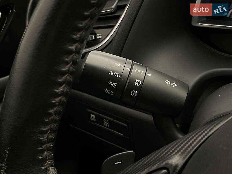 Хетчбек Mazda 3 2014 в Києві