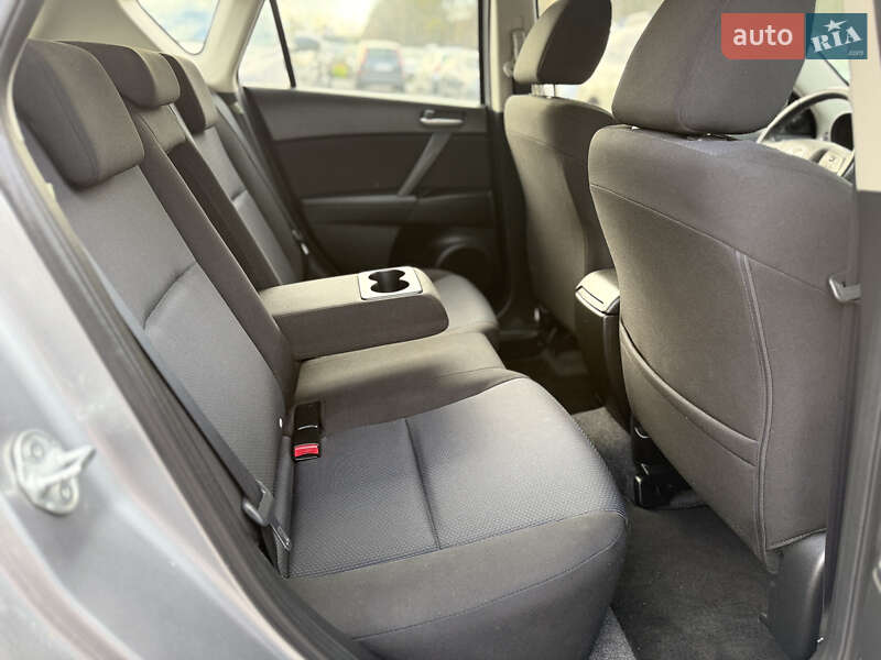 Хэтчбек Mazda 3 2010 в Виннице