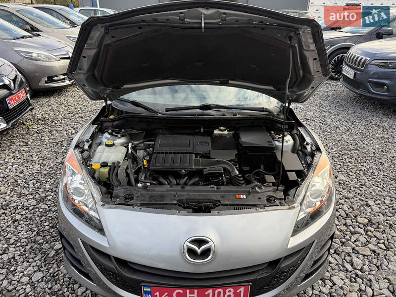 Хэтчбек Mazda 3 2010 в Виннице
