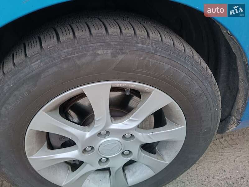 Хэтчбек Mazda 3 2010 в Черкассах фото 4 Хэтчбек Mazda 3 2010 в Черкассах