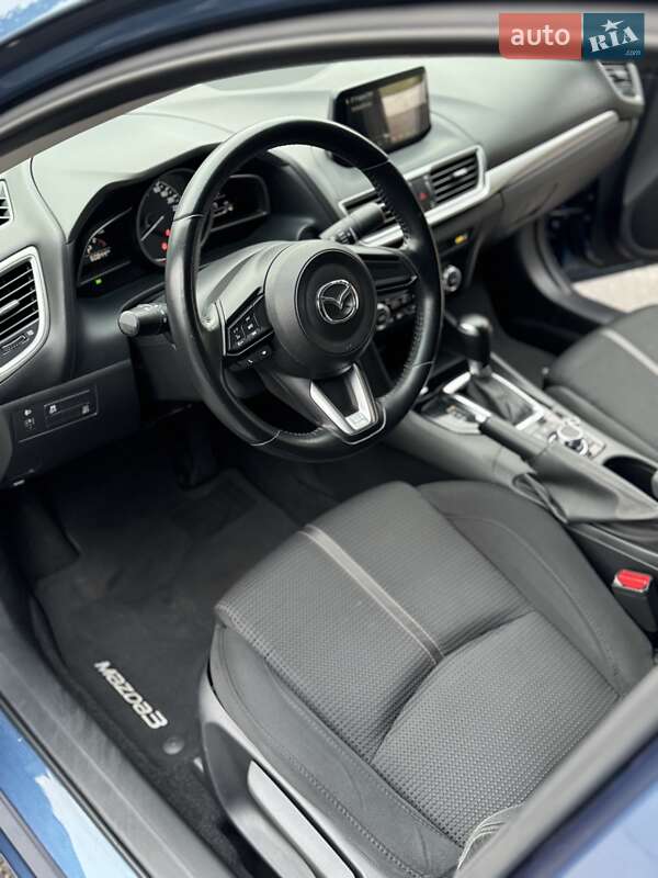 Седан Mazda 3 2017 в Києві фото 42 Седан Mazda 3 2017 в Києві