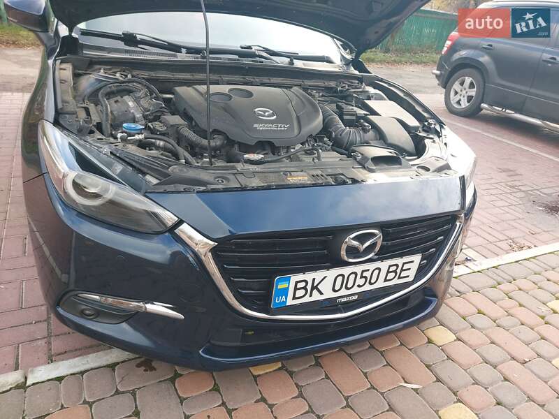 Хетчбек Mazda 3 2017 в Новомиргороді фото 49 Хетчбек Mazda 3 2017 в Новомиргороді