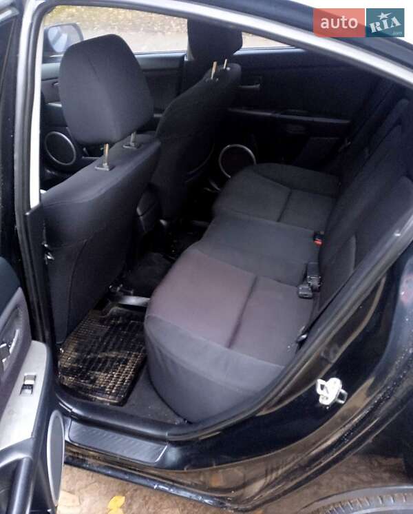 Седан Mazda 3 2007 в Зіньківі