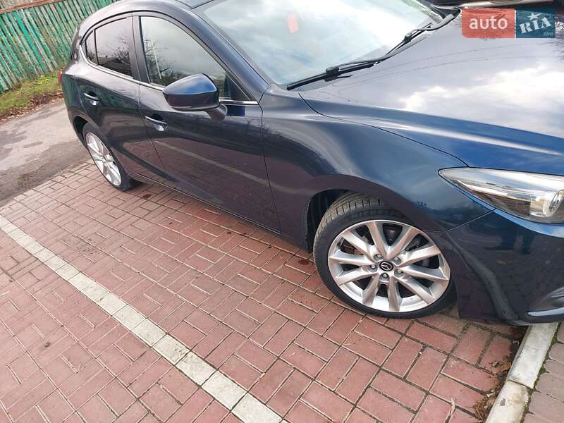 Хетчбек Mazda 3 2017 в Новомиргороді фото 34 Хетчбек Mazda 3 2017 в Новомиргороді