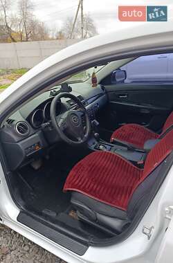 Седан Mazda 3 2006 в Глобиному