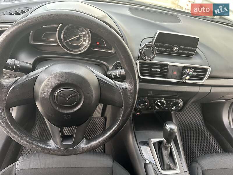 Седан Mazda 3 2015 в Києві фото 36 Седан Mazda 3 2015 в Києві