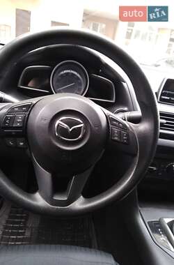 Седан Mazda 3 2014 в Киеве