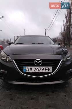 Седан Mazda 3 2014 в Киеве