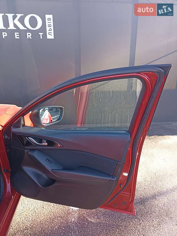 Хетчбек Mazda 3 2016 в Львові фото 35 Хетчбек Mazda 3 2016 в Львові