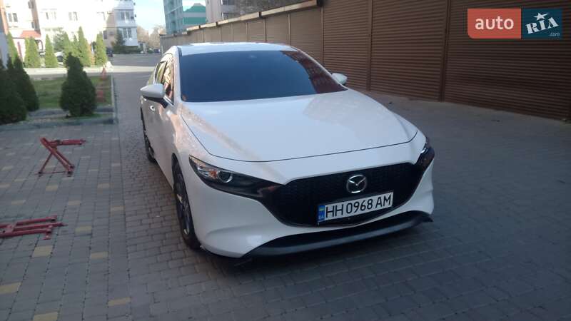 Хэтчбек Mazda 3 2021 в Одессе