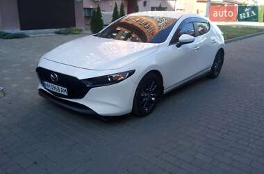 Хетчбек Mazda 3 2021 в Одесі