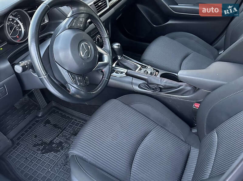 Седан Mazda 3 2015 в Киеве фото 17 Седан Mazda 3 2015 в Киеве