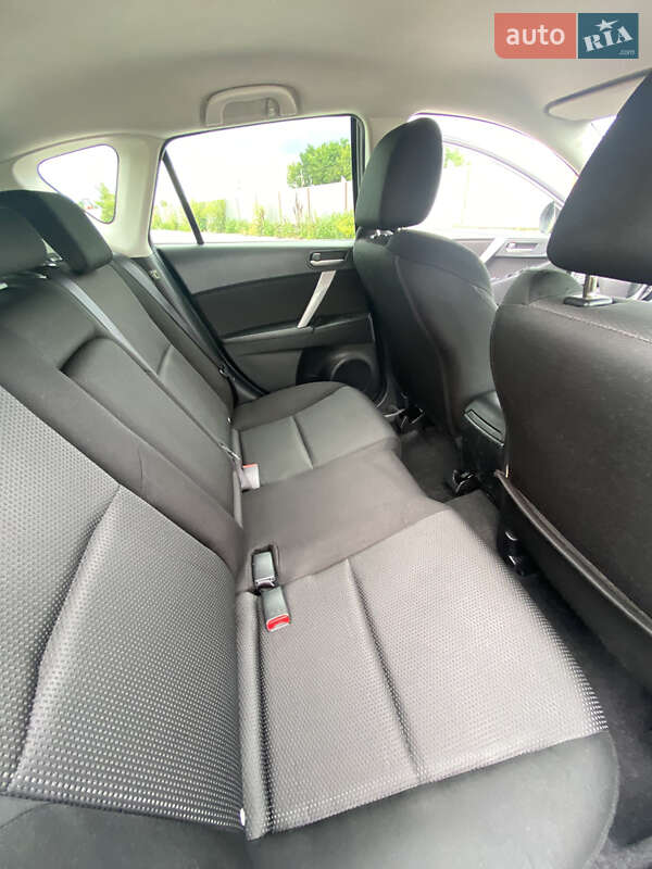 Хетчбек Mazda 3 2012 в Вінниці