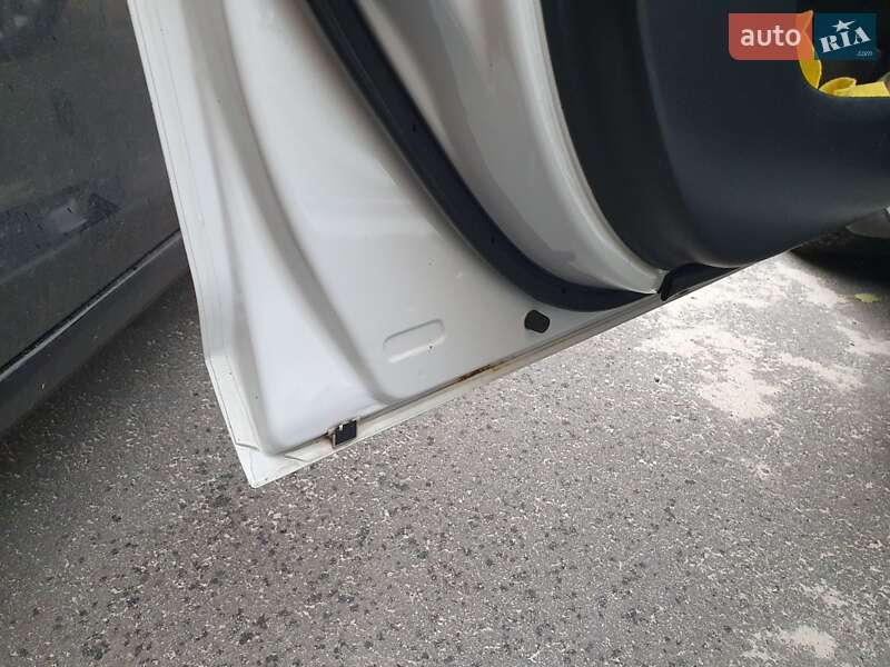 Седан Mazda 3 2007 в Киеве