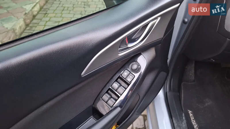 Седан Mazda 3 2016 в Дніпрі фото 16 Седан Mazda 3 2016 в Дніпрі