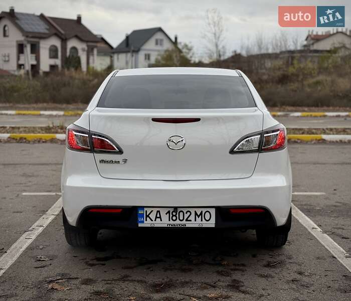 Седан Mazda 3 2010 в Києві фото 4 Седан Mazda 3 2010 в Києві
