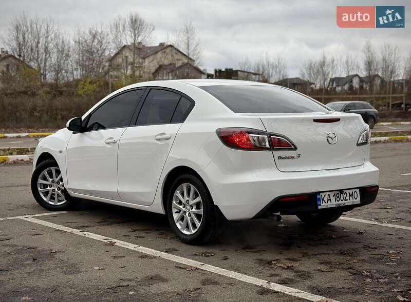 Седан Mazda 3 2010 в Києві фото 6 Седан Mazda 3 2010 в Києві