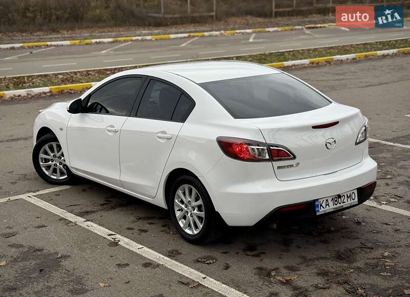 Седан Mazda 3 2010 в Києві фото 10 Седан Mazda 3 2010 в Києві