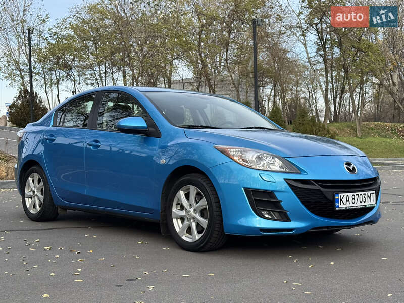 Седан Mazda 3 2010 в Києві фото 2 Седан Mazda 3 2010 в Києві