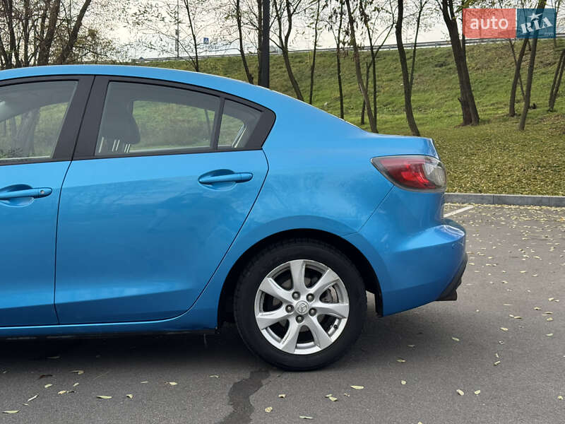 Седан Mazda 3 2010 в Києві фото 14 Седан Mazda 3 2010 в Києві