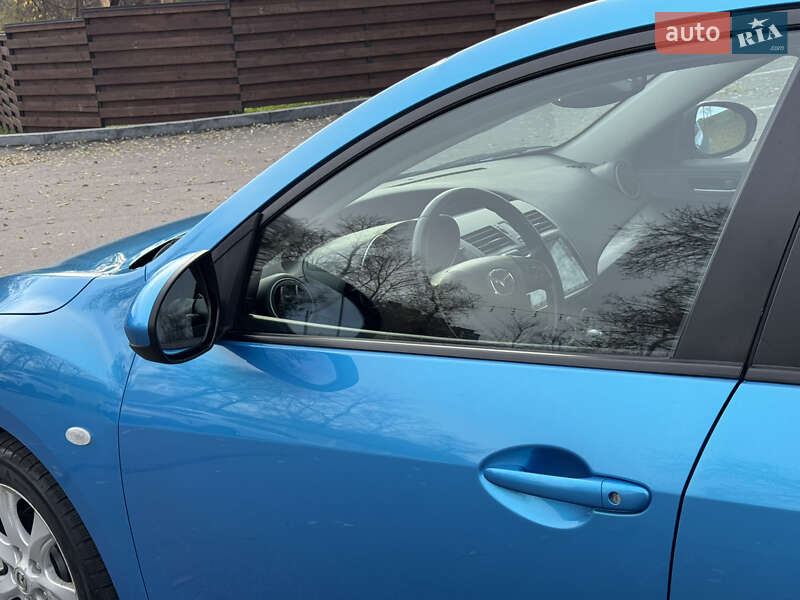 Седан Mazda 3 2010 в Києві фото 53 Седан Mazda 3 2010 в Києві