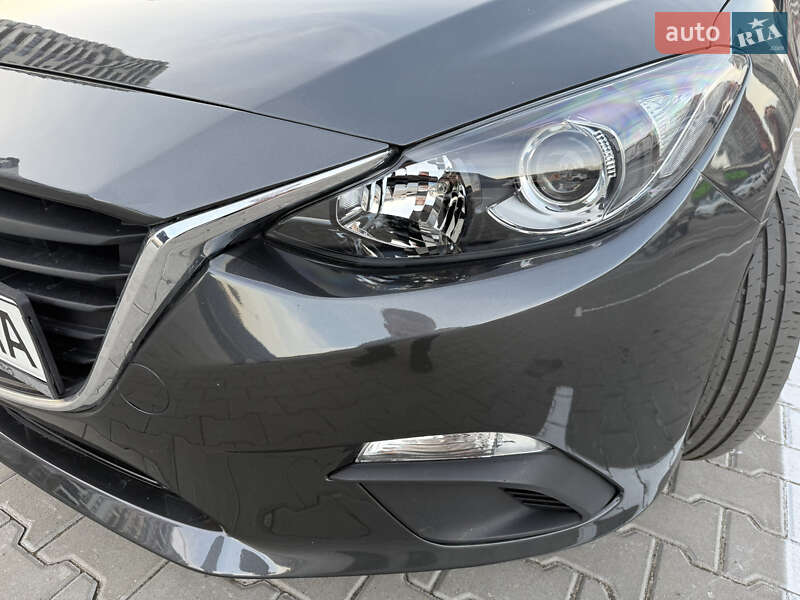 Седан Mazda 3 2016 в Киеве фото 20 Седан Mazda 3 2016 в Киеве
