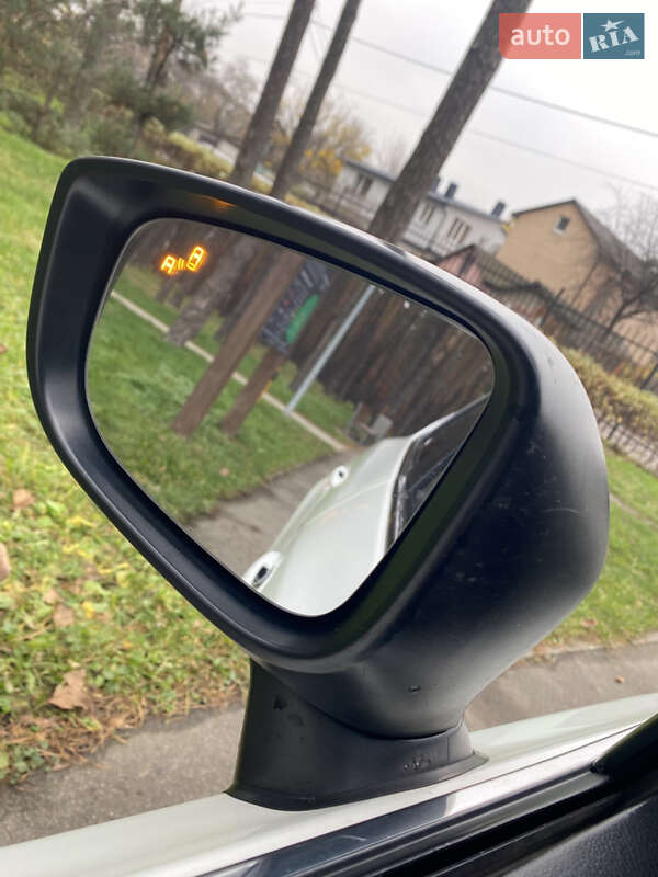 Седан Mazda 3 2015 в Києві