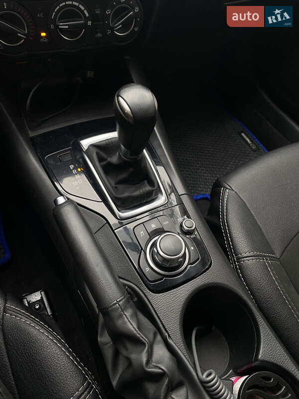 Седан Mazda 3 2015 в Києві