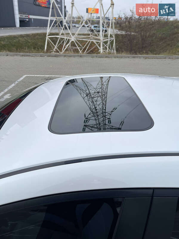 Хэтчбек Mazda 3 2015 в Киеве