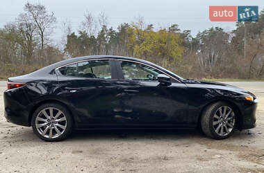 Седан Mazda 3 2019 в Киеве
