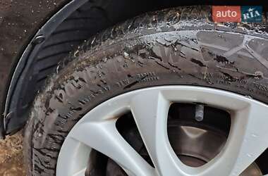 Седан Mazda 3 2010 в Мукачево