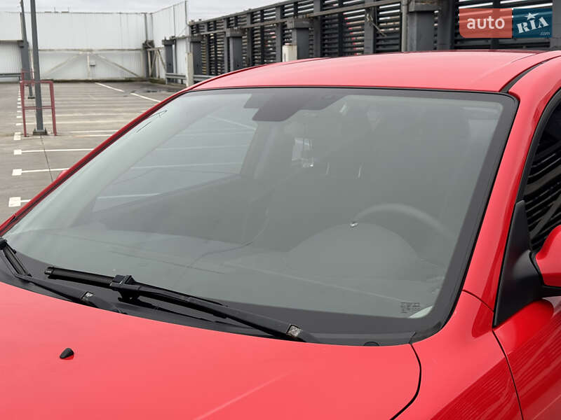 Седан Mazda 3 2008 в Киеве