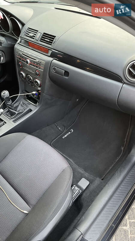 Хэтчбек Mazda 3 2007 в Днепре