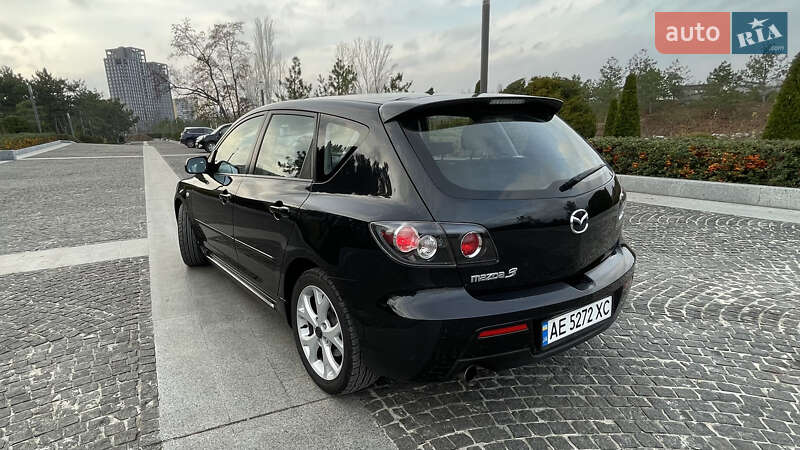 Хэтчбек Mazda 3 2007 в Днепре