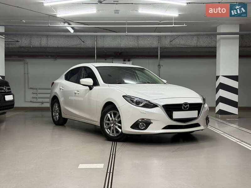 Седан Mazda 3 2015 в Києві фото 5 Седан Mazda 3 2015 в Києві