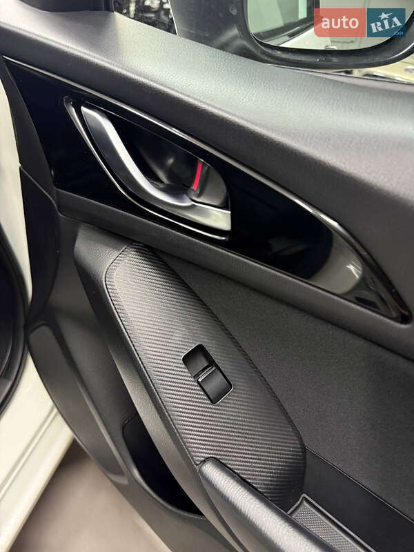 Седан Mazda 3 2015 в Києві фото 17 Седан Mazda 3 2015 в Києві