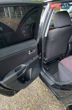 Хэтчбек Mazda 3 2004 в Косове