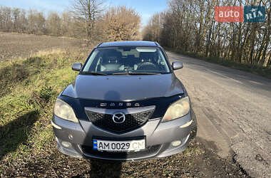Хетчбек Mazda 3 2003 в Житомирі
