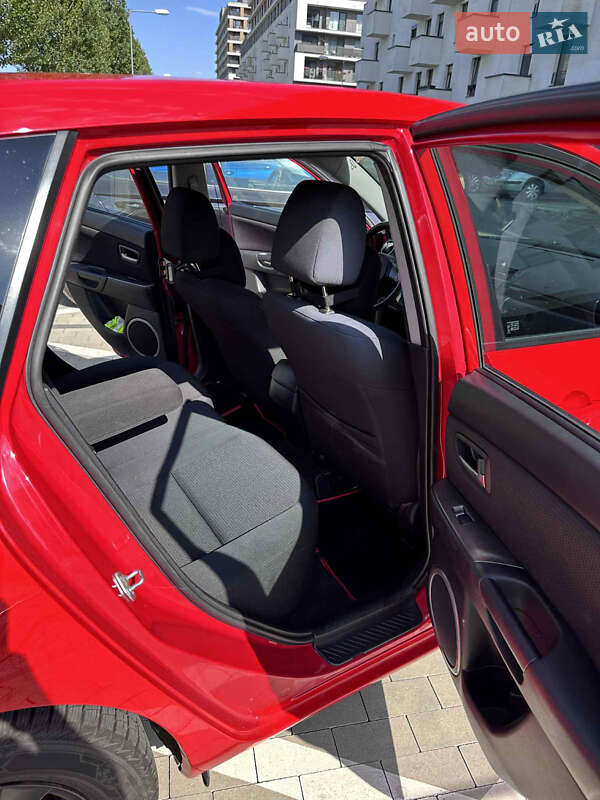 Хетчбек Mazda 3 2008 в Ужгороді