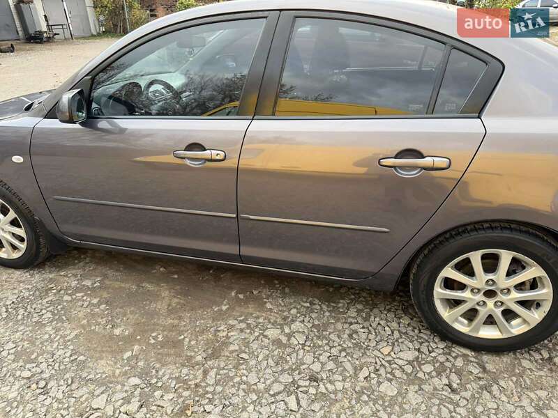 Седан Mazda 3 2008 в Харькове