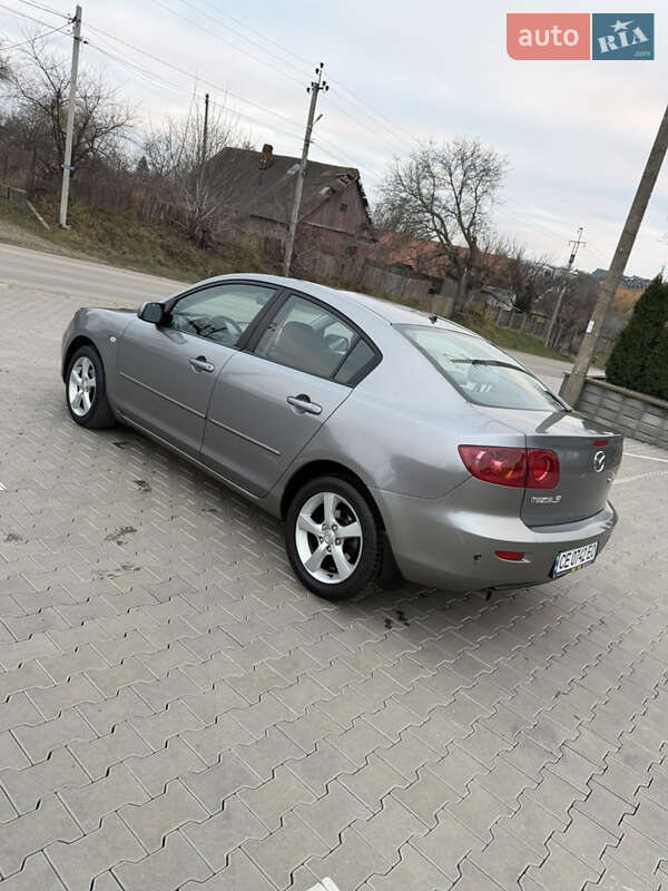 Седан Mazda 3 2005 в Чернівцях