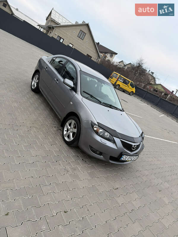 Седан Mazda 3 2005 в Чернівцях