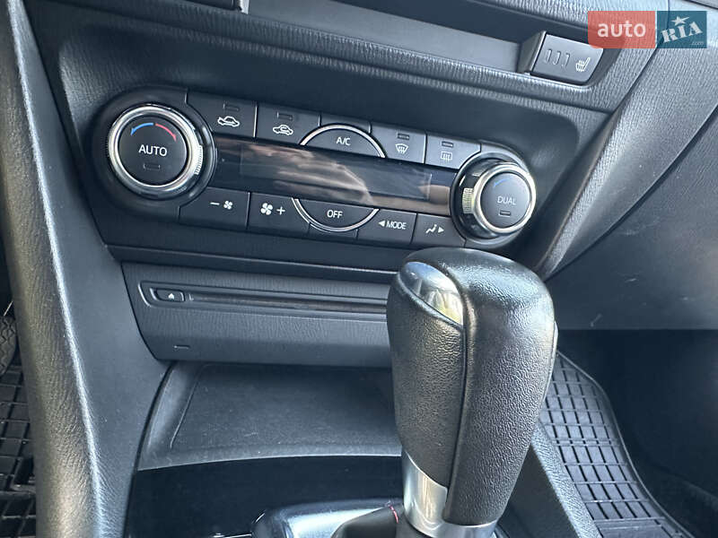 Хэтчбек Mazda 3 2016 в Киеве