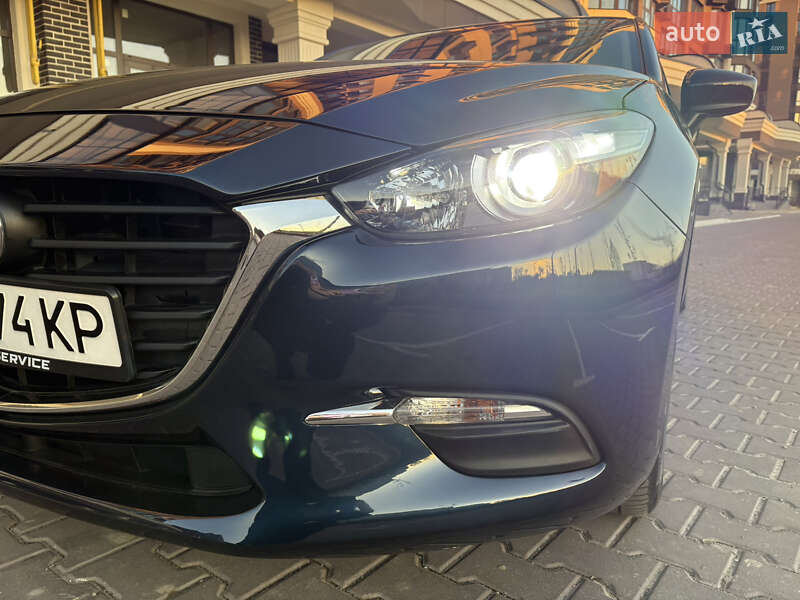 Седан Mazda 3 2018 в Киеве фото 17 Седан Mazda 3 2018 в Киеве