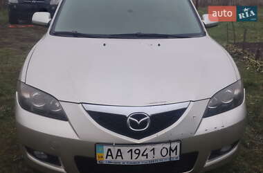 Седан Mazda 3 2006 в Киеве