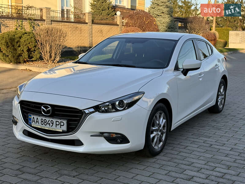 Седан Mazda 3 2017 в Киеве фото 2 Седан Mazda 3 2017 в Киеве