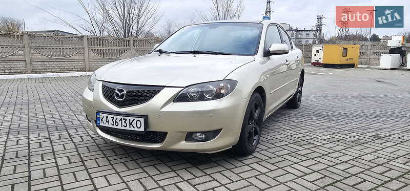 Седан Mazda 3 2005 в Запорожье