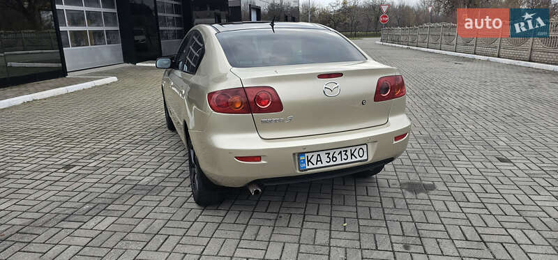 Седан Mazda 3 2005 в Запорожье