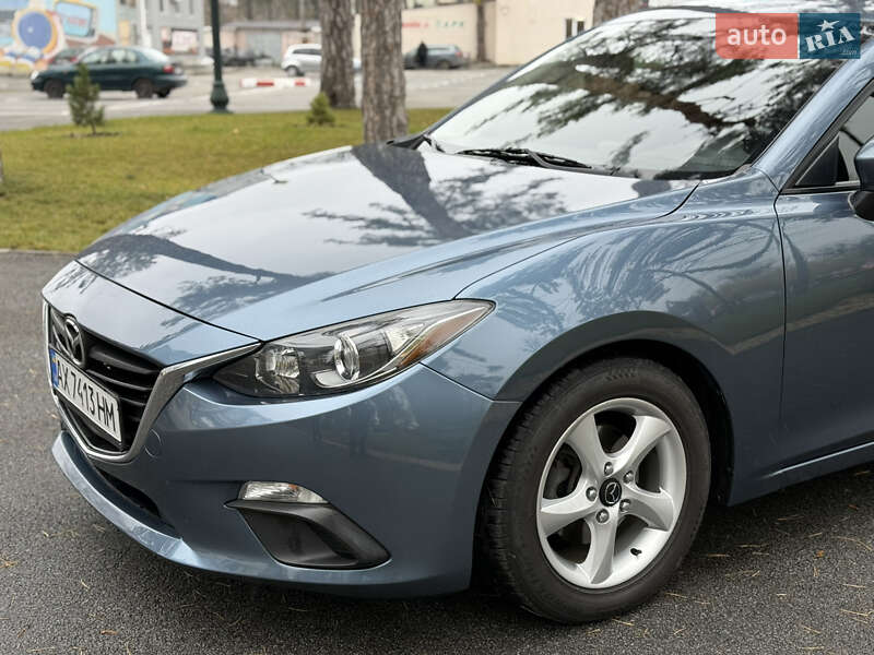 Седан Mazda 3 2014 в Харькове