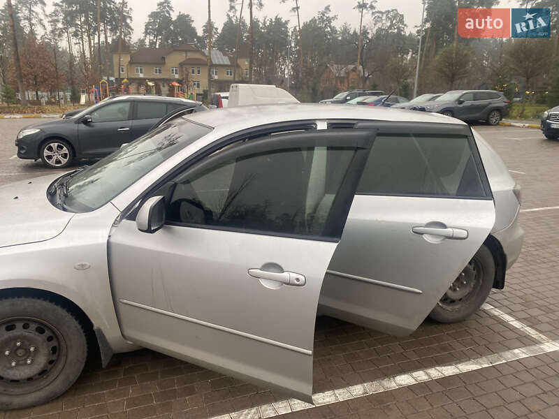 Хетчбек Mazda 3 2006 в Бучі